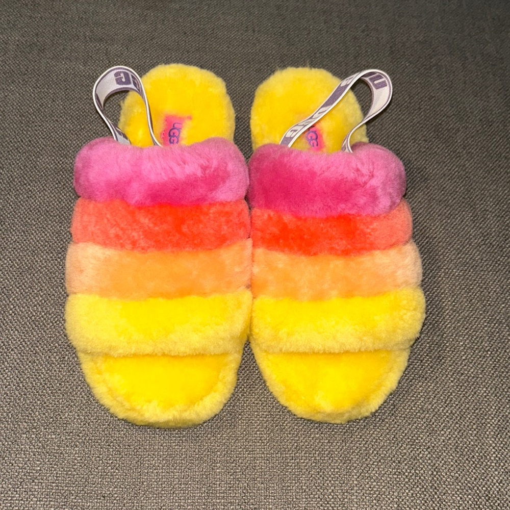 Ugg Pride Fluff Yeah Slide Size 7w - image 1